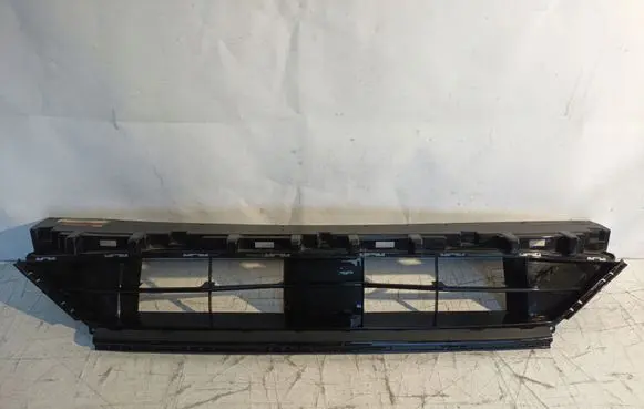 Ford Kuga III Front bumper lower grill LV4B17E810