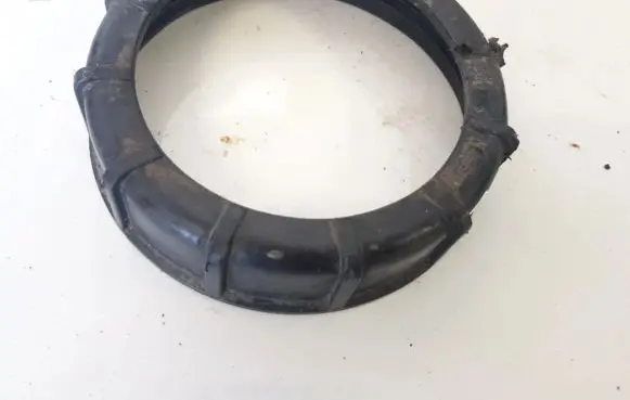 Nissan Qashqai In tank fuel pump screw locking ring/nut 