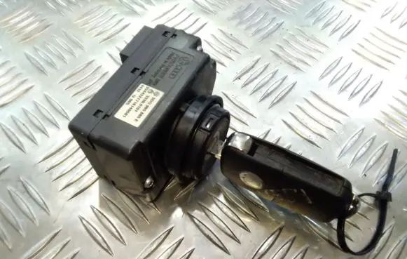 Volkswagen Touareg I Ignition lock 3D0905865E 33300101