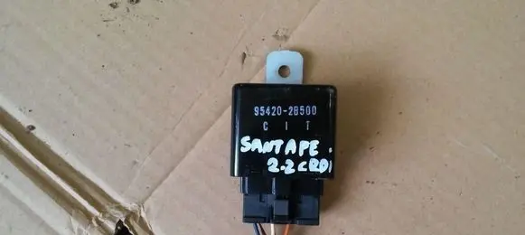 Hyundai Santa Fe Window wiper relay 