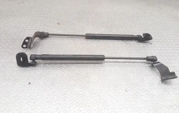 Chevrolet Captiva Rear window strut damper 