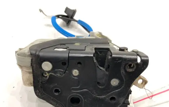 Audi A4 S4 B8 8K Front door lock 8J1837015C