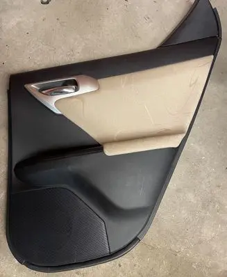 Lexus CT 200H Rear door card panel trim