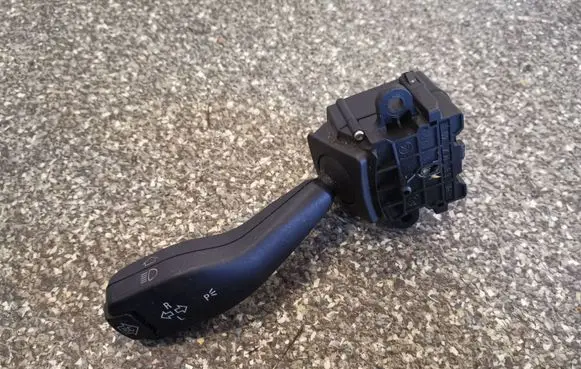 BMW X5 E53 Indicator stalk 8363668
