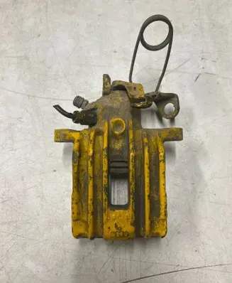 Volkswagen Golf IV Rear brake caliper 