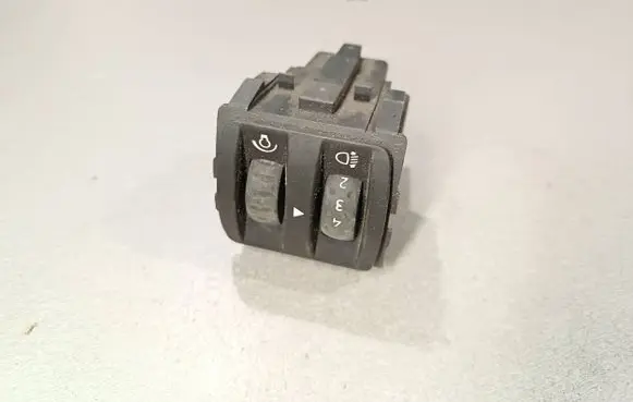 Renault Scenic II - Grand scenic II Headlight level height control switch 8200121805B 88020005 08802012