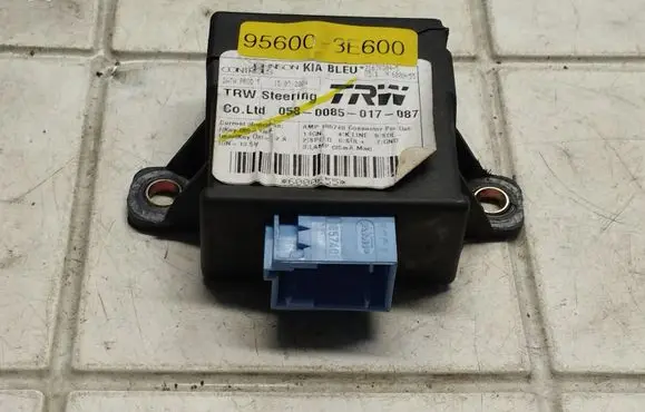 KIA Sorento Power steering control unit/module 956003E600 0580085017087