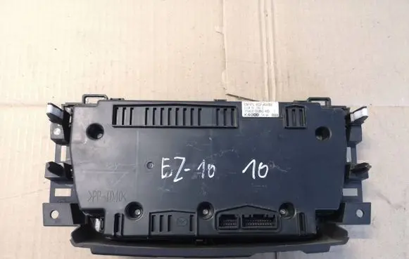Mazda 6 Climate control unit GJJ461190C VPCALH18612AGD