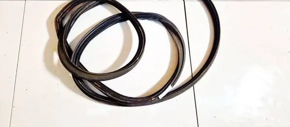 Toyota Corolla E120 E130 Trunk rubber seal (body) 