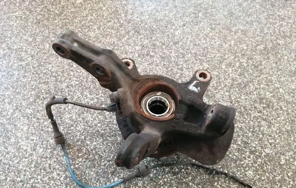 Suzuki Celerio Front wheel hub
