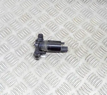Ford Fiesta Windscreen/windshield washer pump 8A6117K624AA