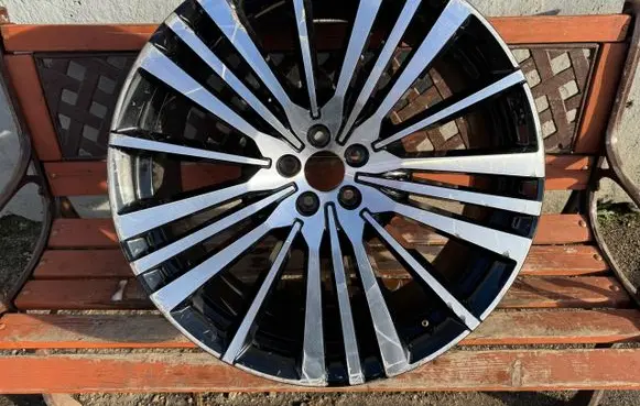 Volvo XC90 R21 alloy rim 