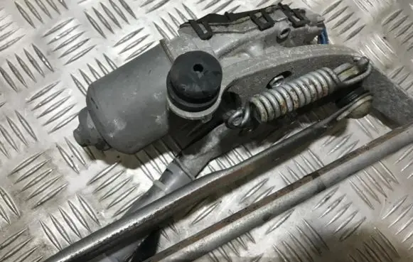 Toyota Auris 150 Wiper motor 8511002180 85110-02180