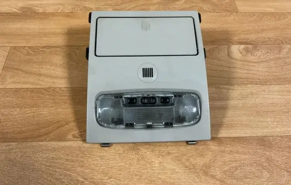 Ford Mondeo Mk III Front seat light 1S71F045B54A