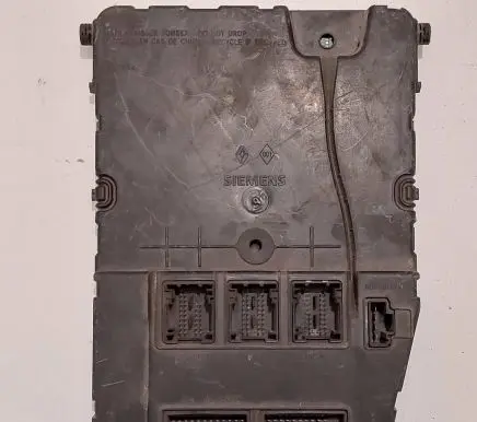 Renault Megane II Comfort/convenience module 8200351185 05053