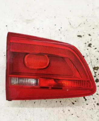 Volkswagen Touran II Tailgate rear/tail lights 1T0945093 222246