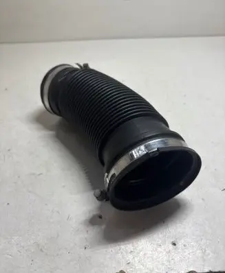 Opel Vectra C Turbo air intake inlet pipe/hose 