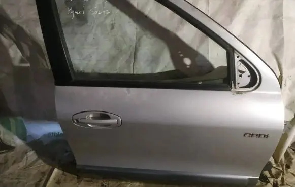 Hyundai Santa Fe Front door pilkos