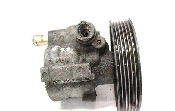 Renault Laguna II Power steering pump 8200100082 8200096704 26092070EA