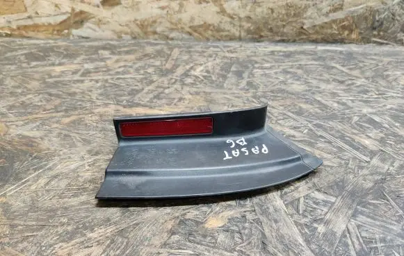 Volkswagen PASSAT B6 Trunk/boot trim cover 3C9945100