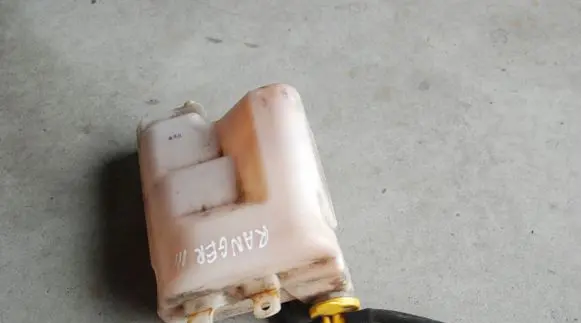 Ford Ranger Coolant expansion tank/reservoir