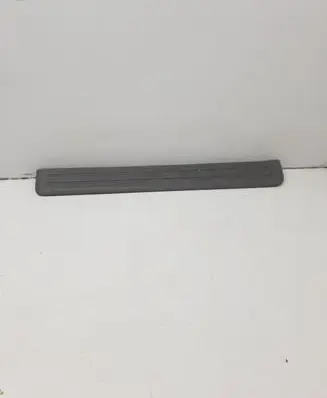KIA Sorento Front sill trim cover 858803E000