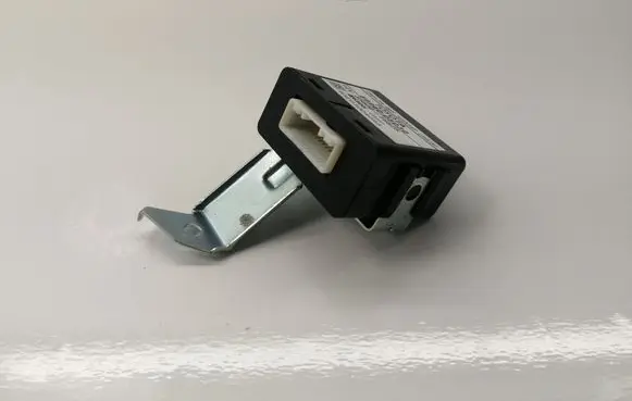 Toyota Avensis T250 Light module LCM 8996005030 3560016825