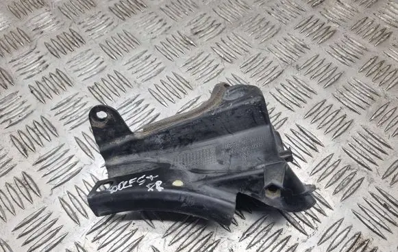 Volkswagen Golf Plus Front bumper mounting bracket 5M0823602B