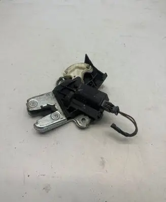 Audi A6 S6 C5 4B Tailgate/trunk/boot lock/catch/latch 4F5827505D