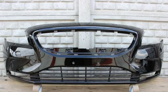 Volvo V40 Front bumper 31283732