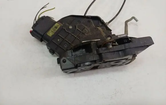 Mazda 3 I Rear door lock 3N6AA26413B