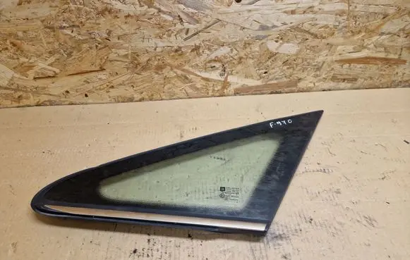 Opel Zafira B Front triangle window/glass DOT24AS2M19 43R007951 E000255
