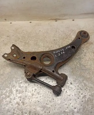 Toyota Avensis T220 Front lower control arm/wishbone
