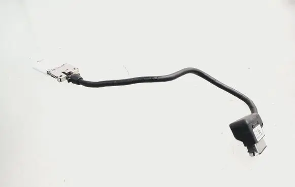 Audi Q5 SQ5 iPod connector socket 4F0051510K