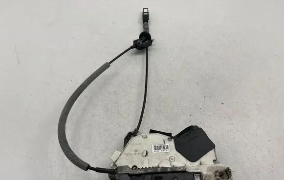 Volkswagen Polo V 6R Front door lock 5K1837015B 1901201
