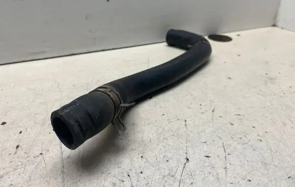 Honda Civic Engine coolant pipe/hose R2440