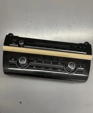 BMW 5 F10 F11 Climate control unit 9331825 0001758091