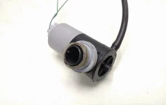 Toyota Aygo AB40 Windscreen/windshield washer pump 1032551001