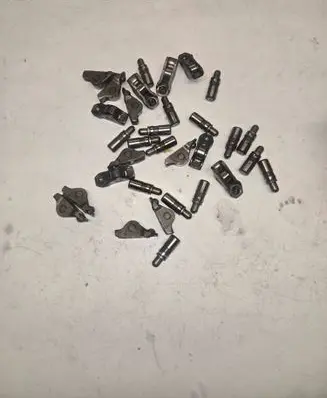 Toyota RAV 4 (XA40) Valve rocker arm 