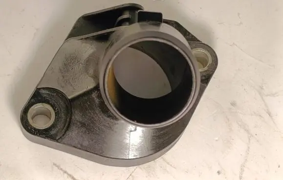 Thermostat/thermostat housing