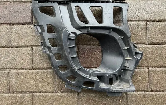 Mini One - Cooper F56 F55 Front fog light trim/grill 51117365136