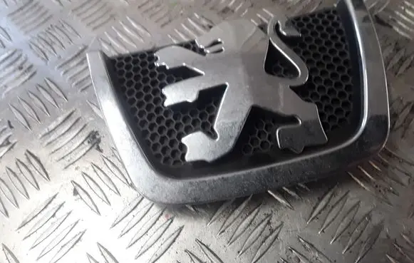 Peugeot 806 Manufacturer badge logo/emblem 1482674077