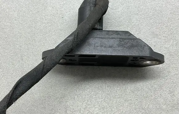 Mercedes-Benz C W204 Acceleration sensor 0045423518