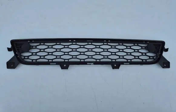 Volvo XC60 Front bumper lower grill 30763423 30763422