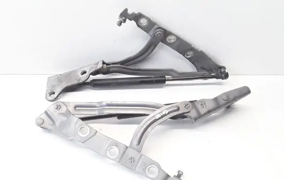 Volvo S40 Tailgate/trunk/boot hinge 30716249 30716248