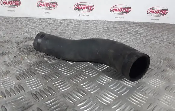 Toyota Avensis T250 Engine coolant pipe/hose