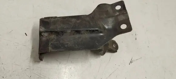 Volvo XC60 Radiator mount bracket 31261931