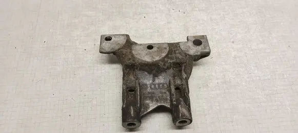 Volkswagen Transporter - Caravelle T5 Engine mounting bracket 070199343A