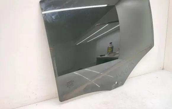 Volvo V60 Rear door window glass 43R00053 E000186 DOT57M435AS3