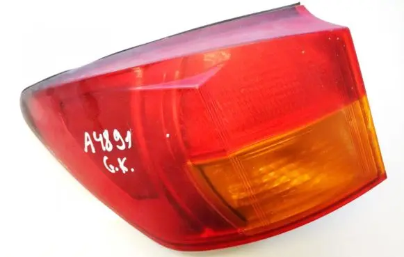 Lexus IS 220D-250-350 Rear/tail lights ichikoh5240 ichikoh52-40